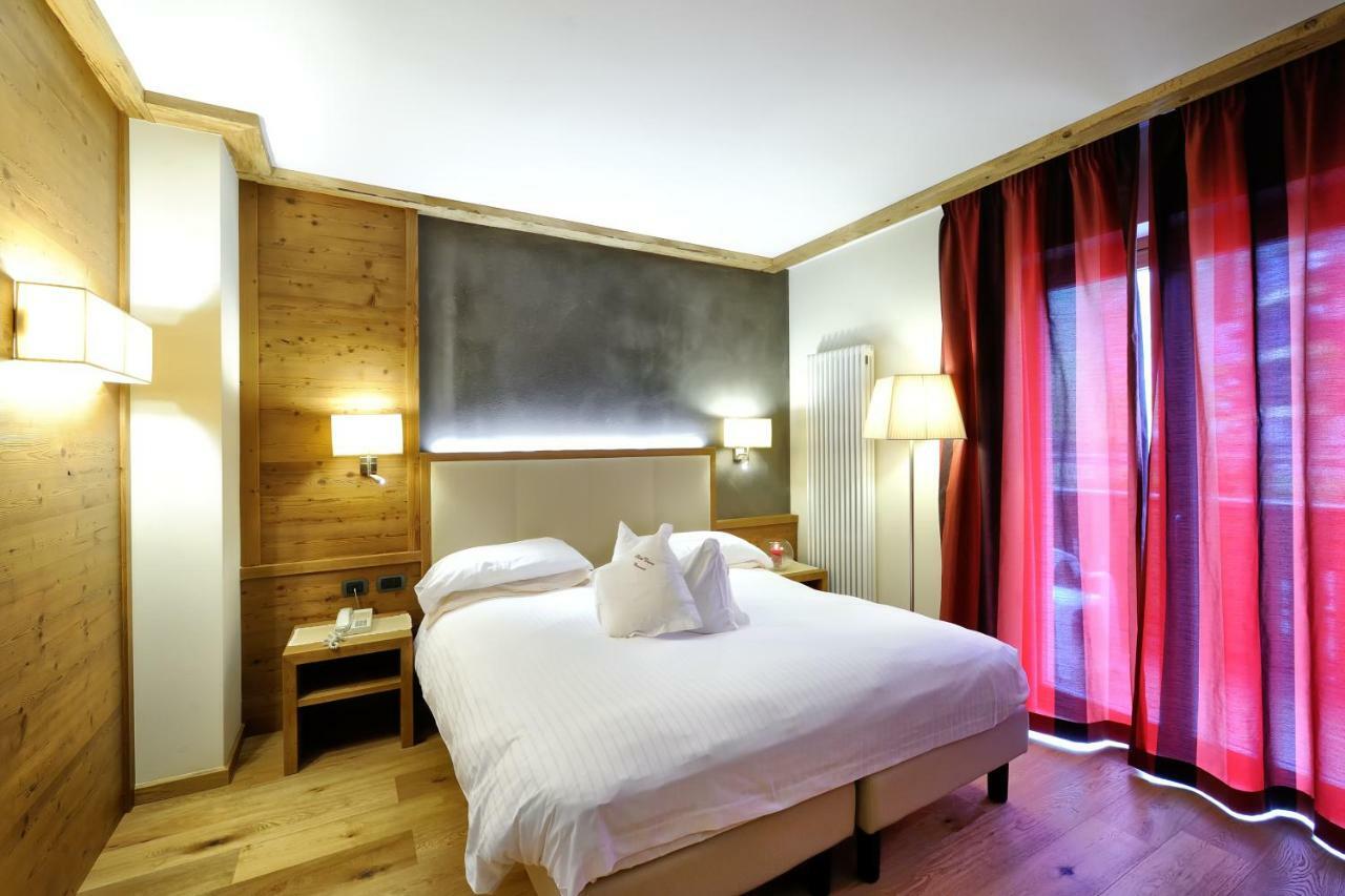Boutique Hotel Diana Madonna Exterior foto